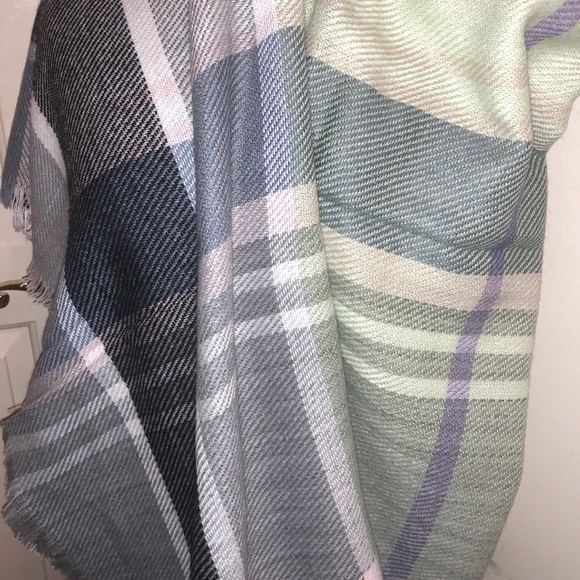 NWT Olive & Pique Oversized Blanket Scarf - Picture 5 of 5